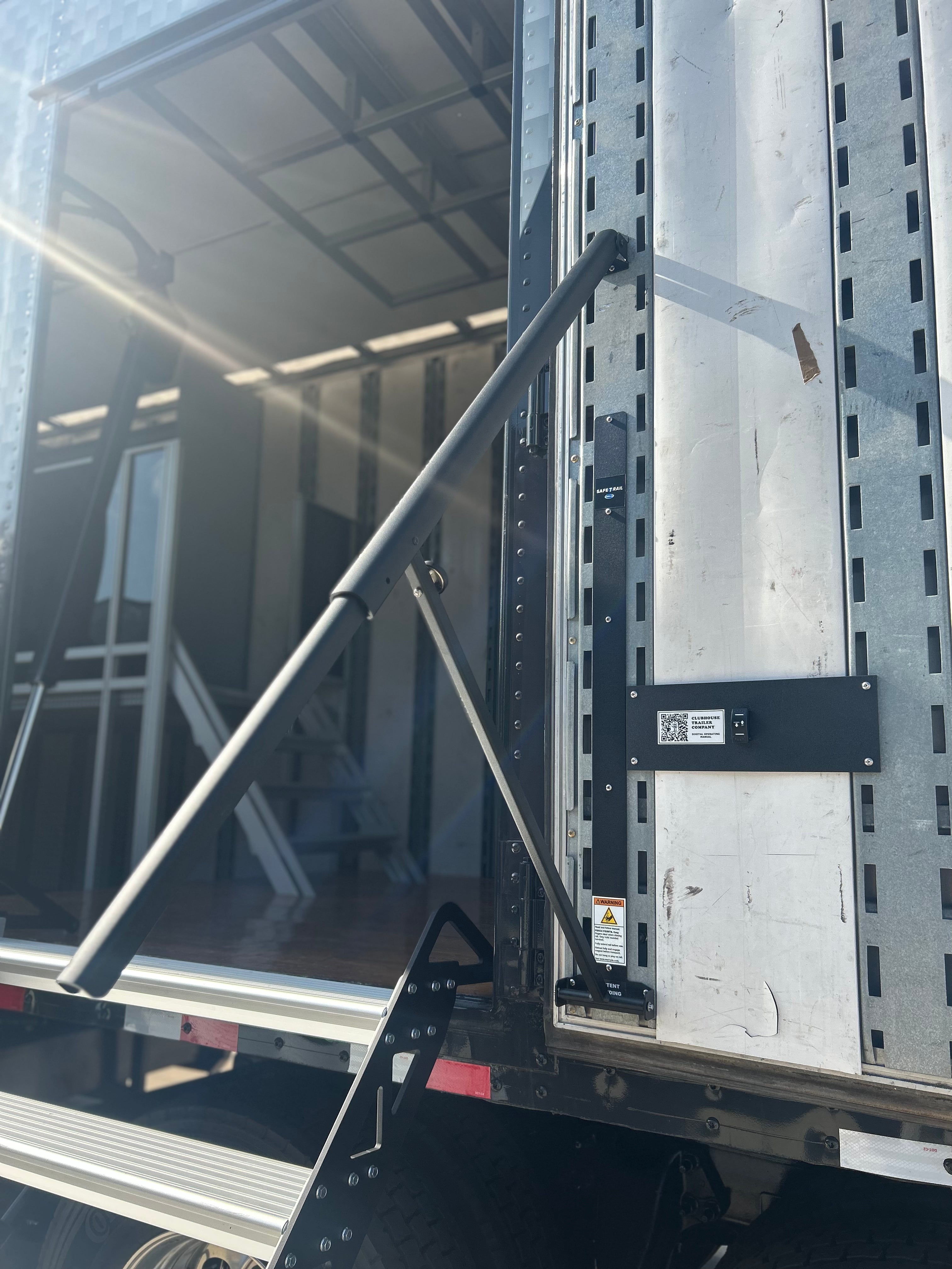 Hand Rail Kit – Clubhouse Trailers